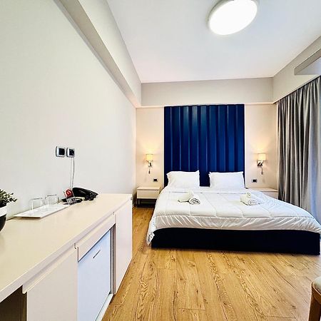 Hotel Blue Sky Sarande Exterior photo