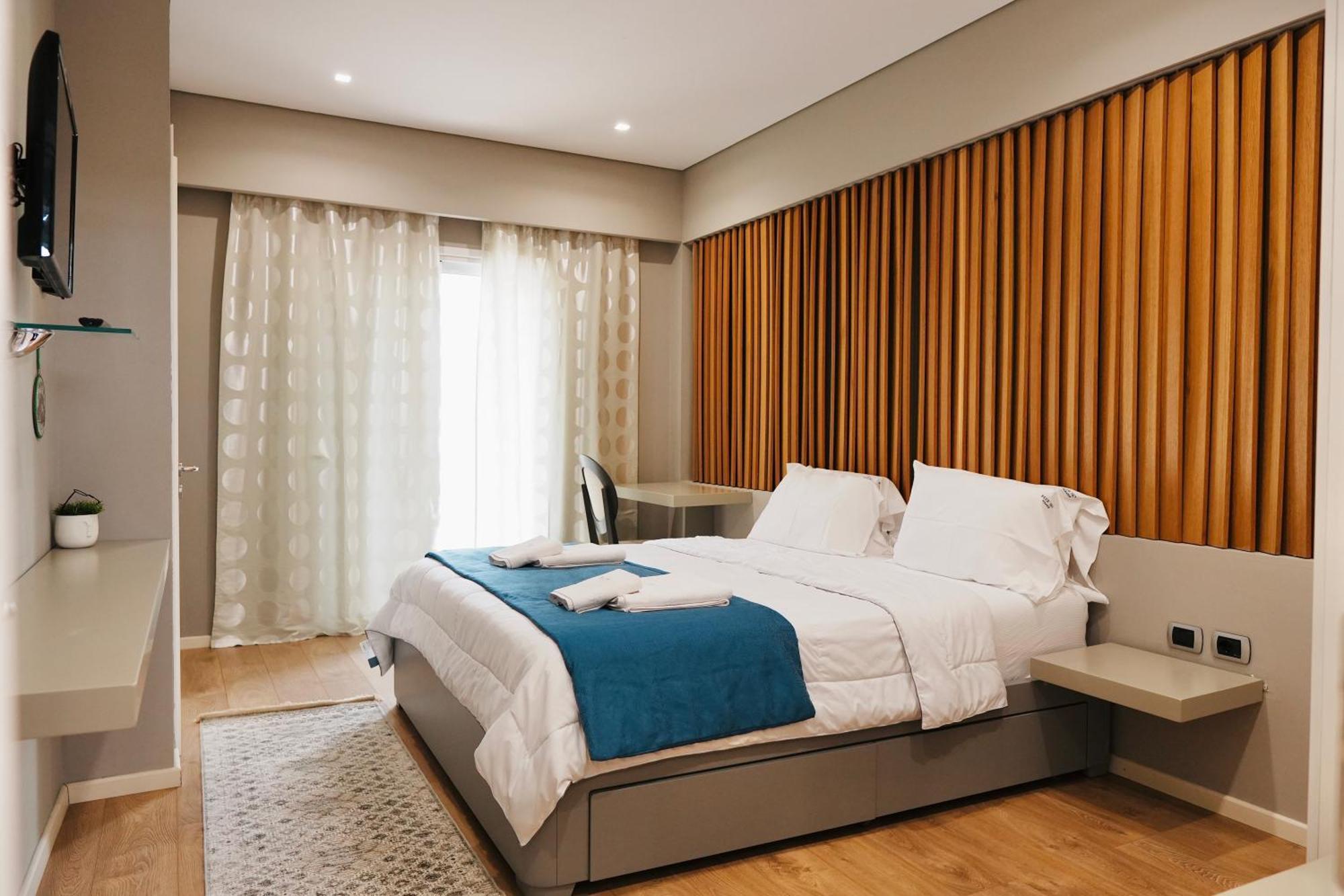Hotel Blue Sky Sarande Exterior photo