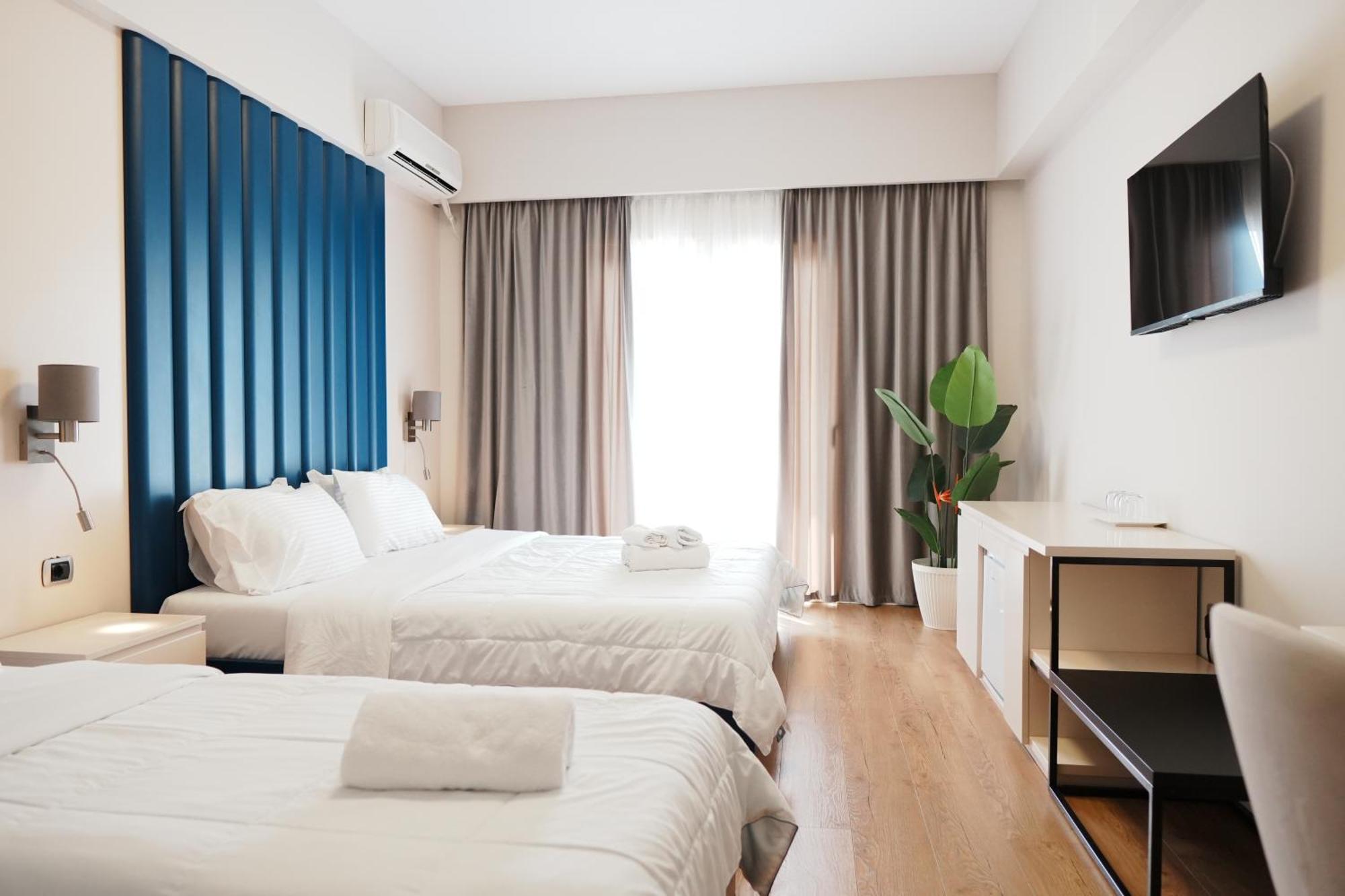 Hotel Blue Sky Sarande Exterior photo