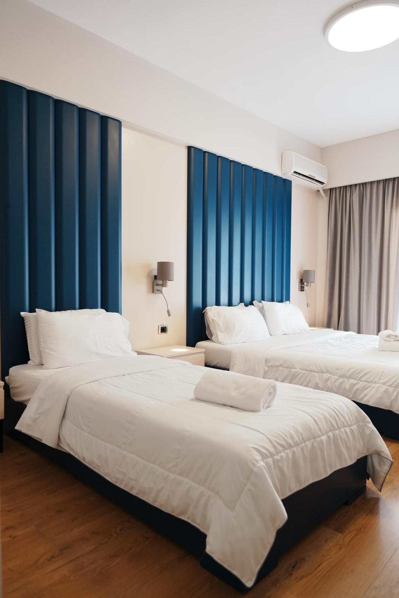 Hotel Blue Sky Sarande Exterior photo